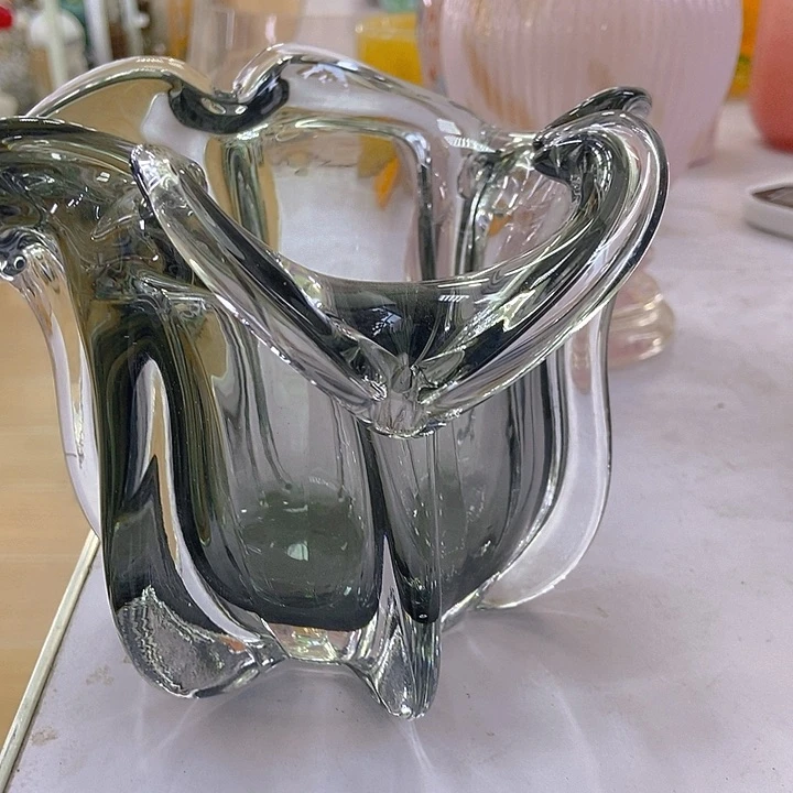 复合琉璃花瓶高12宽12