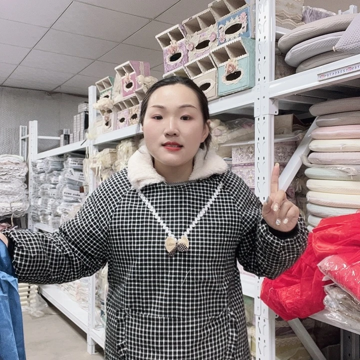 毛绒啦咯啦咯啦咯啦咯啦