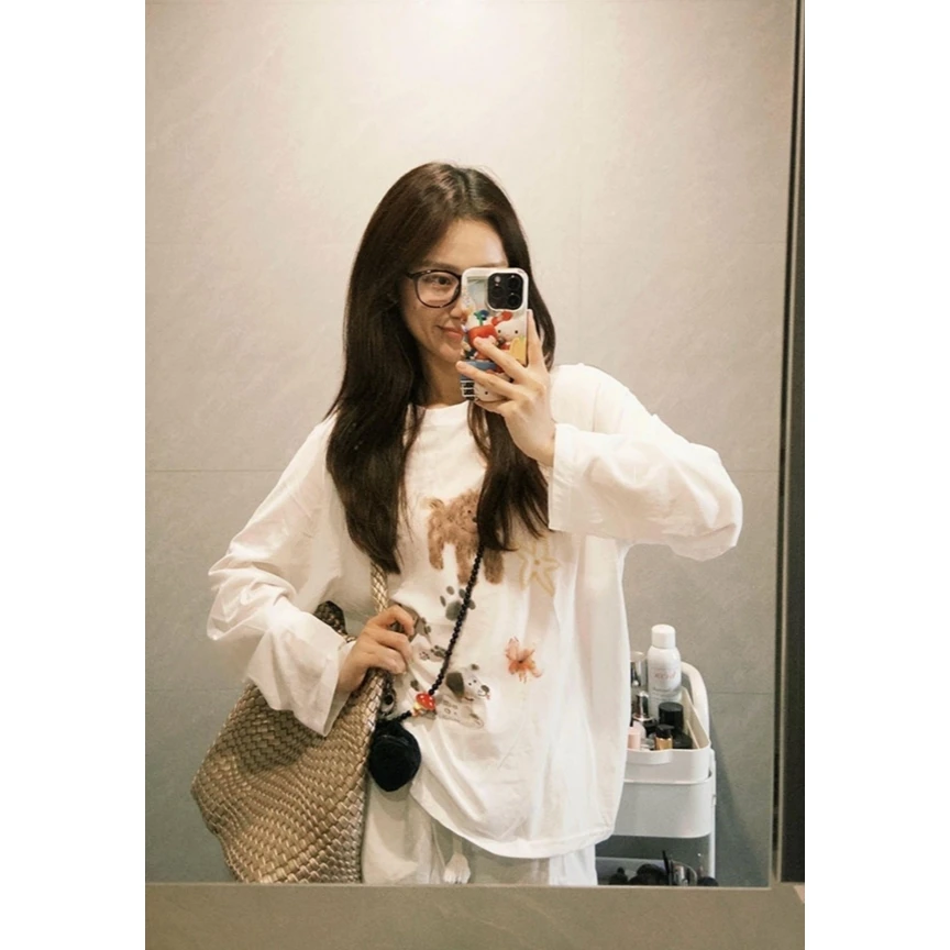 2025年法式气质甜美风设计感印花圆领T恤女新款长袖打底上衣女