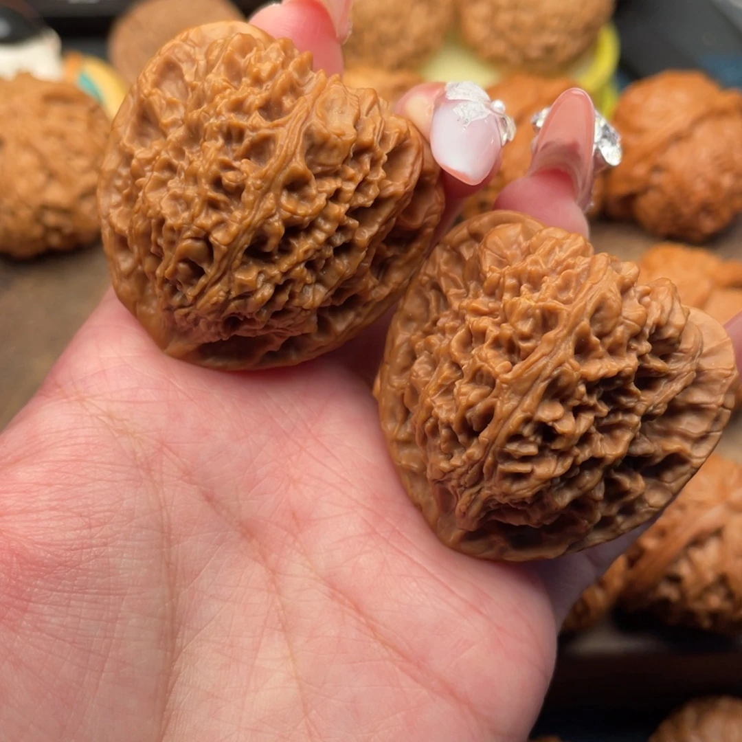 文玩核桃把件全品毕业逐鹿，正三角南疆43