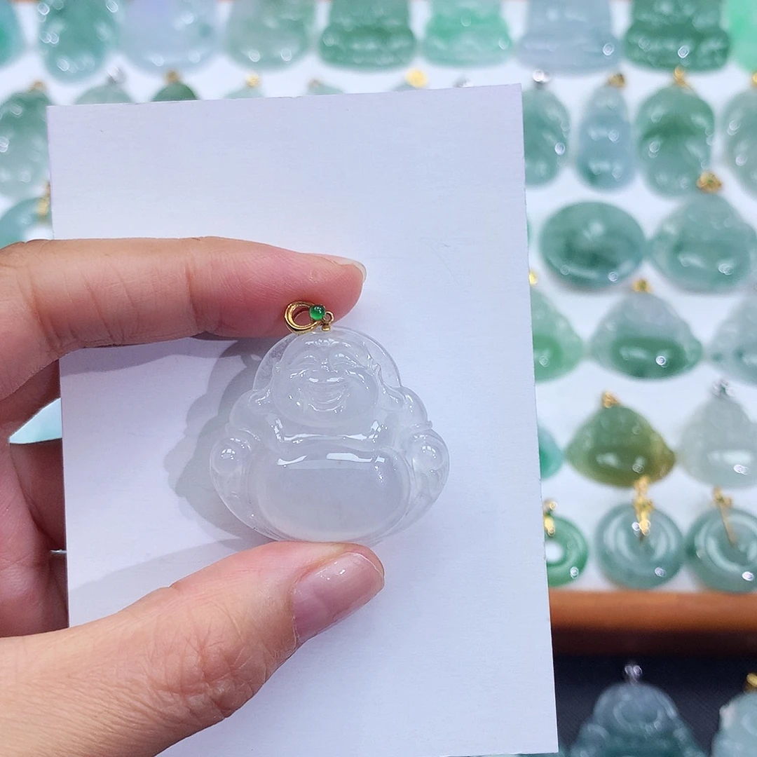 颈饰18K金镶嵌翡翠翡翠吊坠