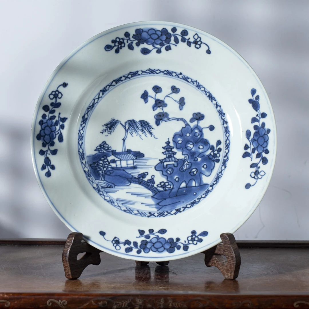 【拍卖-清康熙】·青花山水人物纹折沿盘
