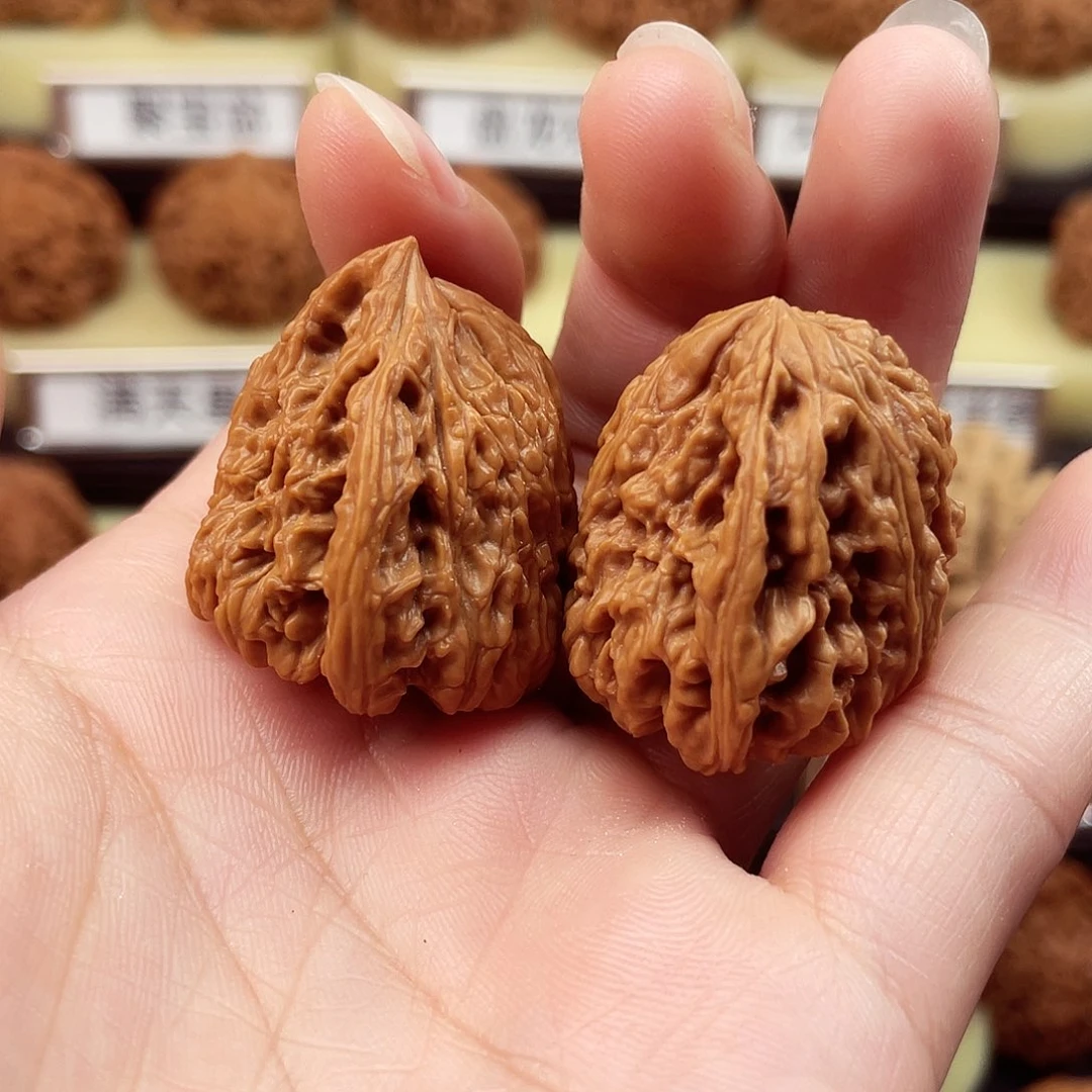 文玩核桃把件南疆石一帆风顺