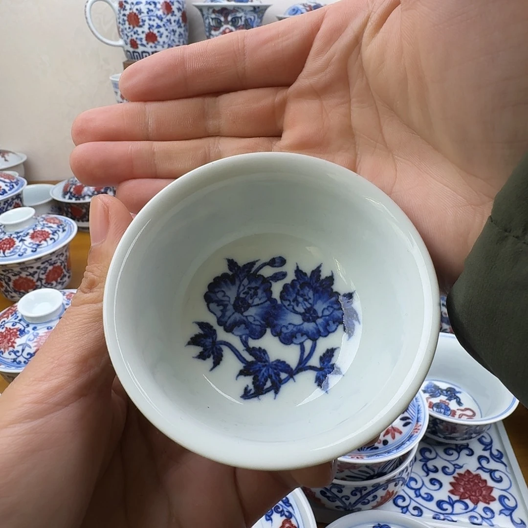 微瑕青花秋葵撇口杯