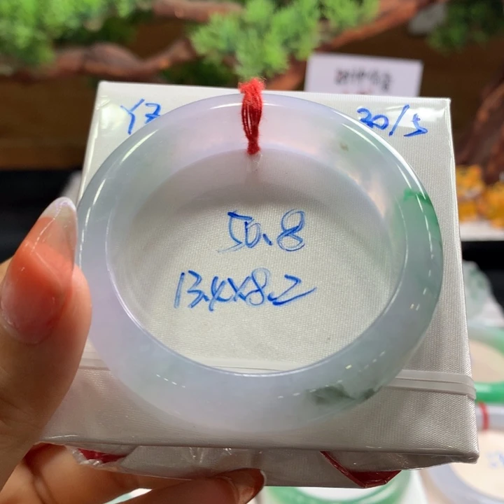 翡翠手镯未镶嵌冰春彩10号