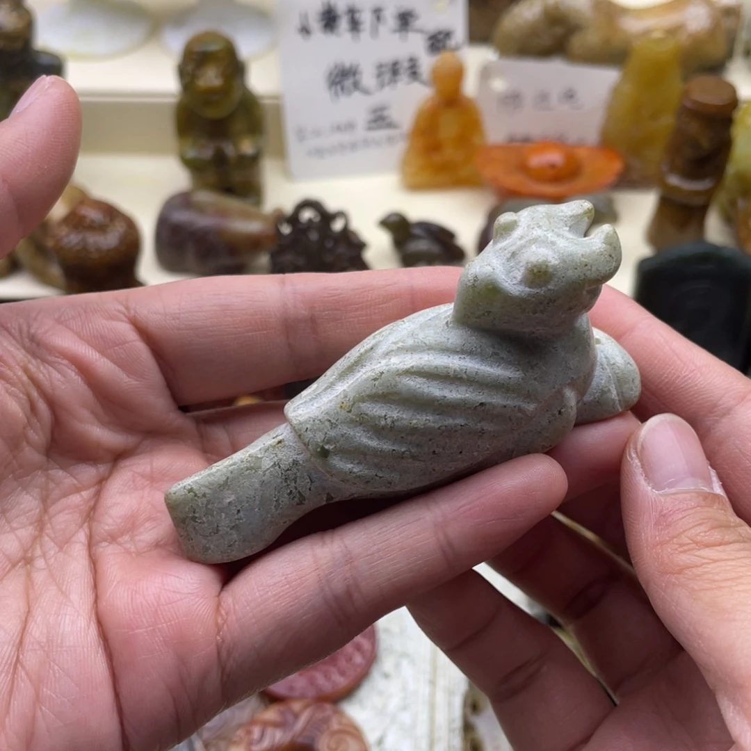 未镶嵌蛇纹石玉颈饰59