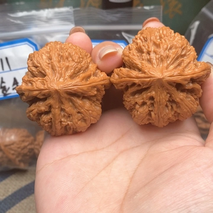 猴头核桃吊坠8002号原装果45.5，45.43