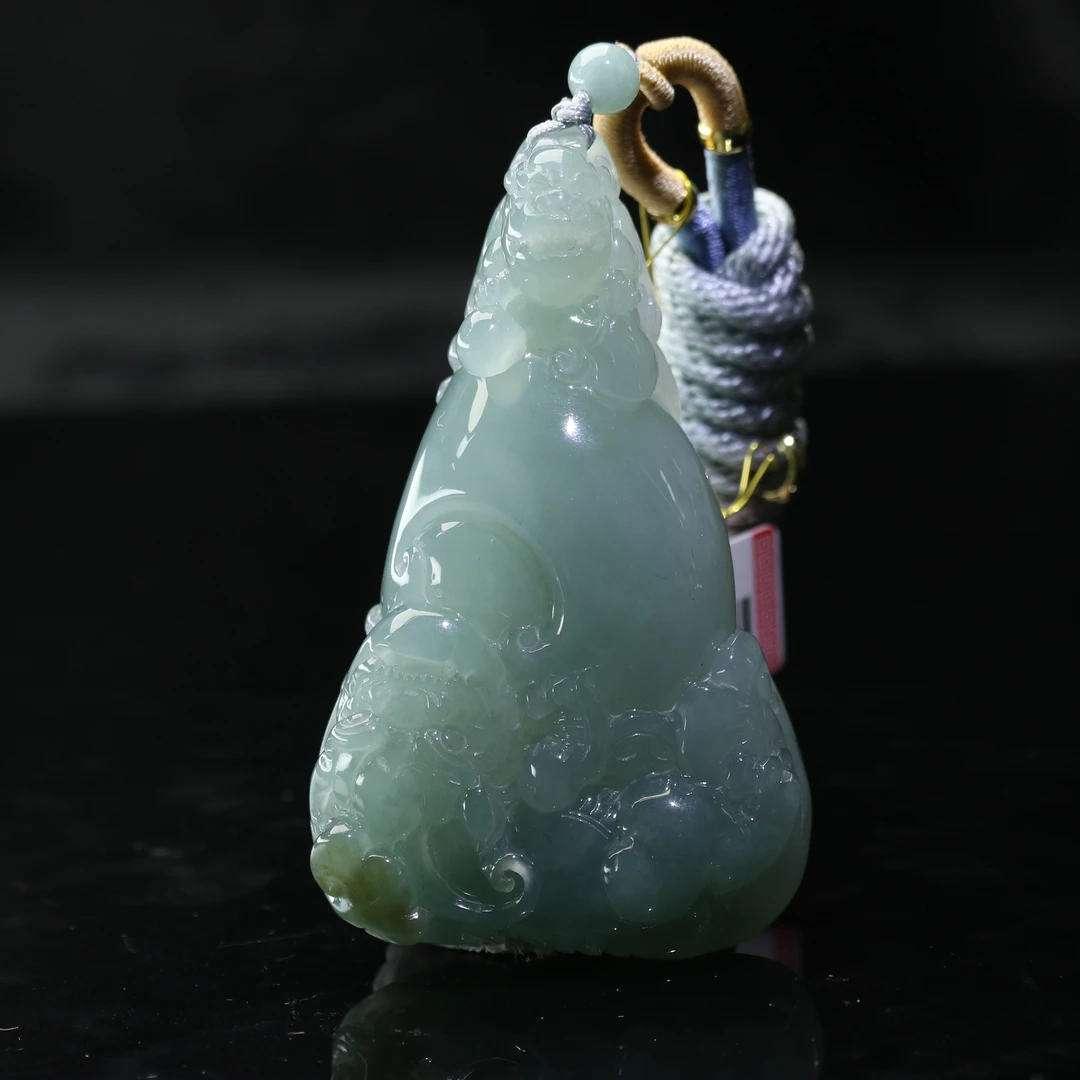 11天然缅甸翡翠A货貔貅挂件/200728/上海嘉禾拍卖