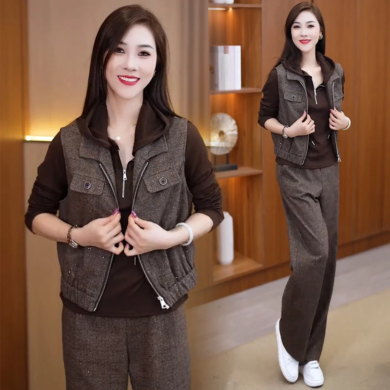 时尚港风套装女2025年秋季新款休闲减龄洋气连帽马甲直筒裤三件套