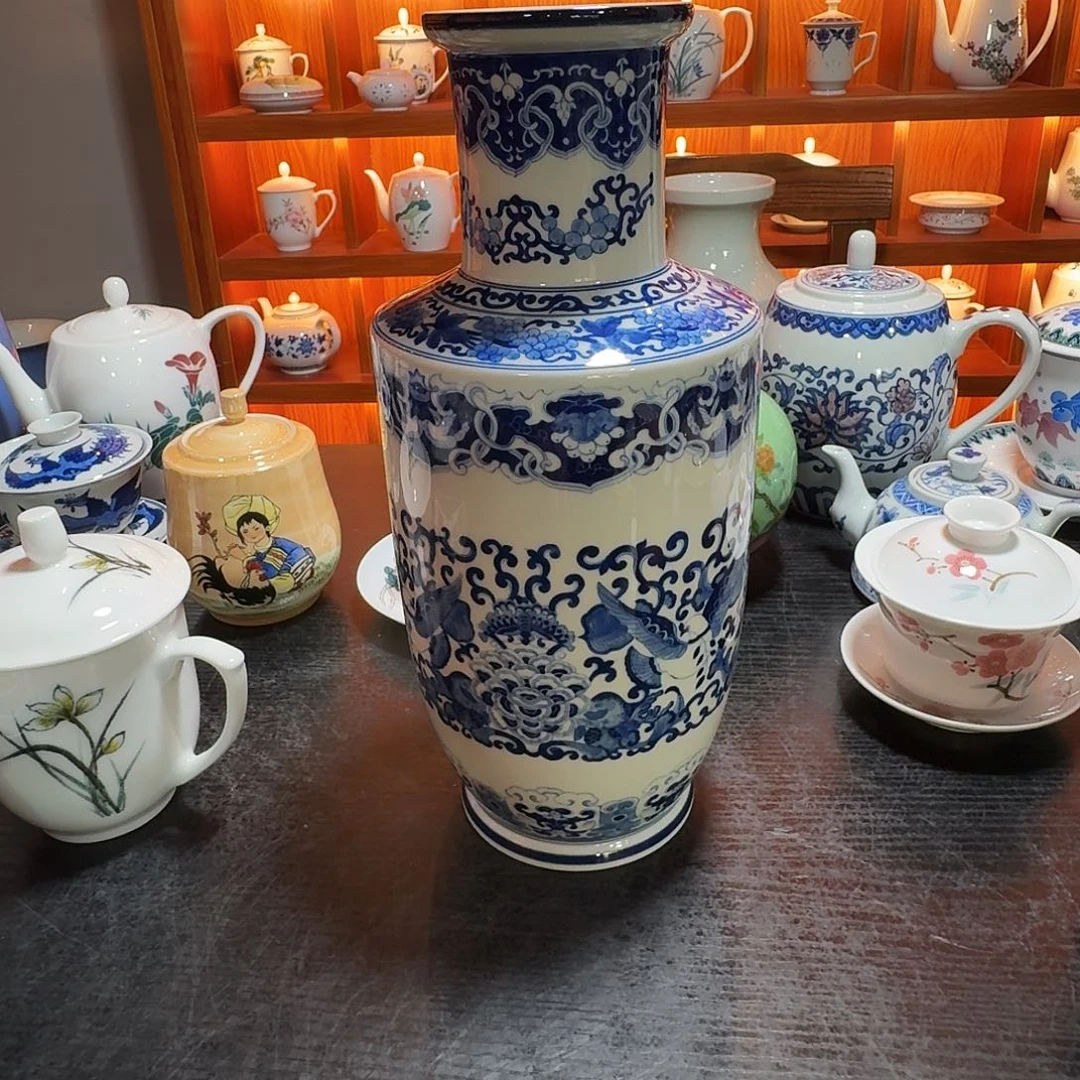 景德镇的陶瓷瓷器泓**业