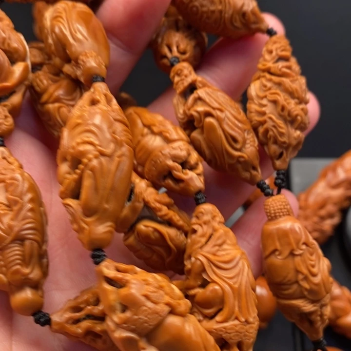 小***学橄榄核手串柳叶罗汉
