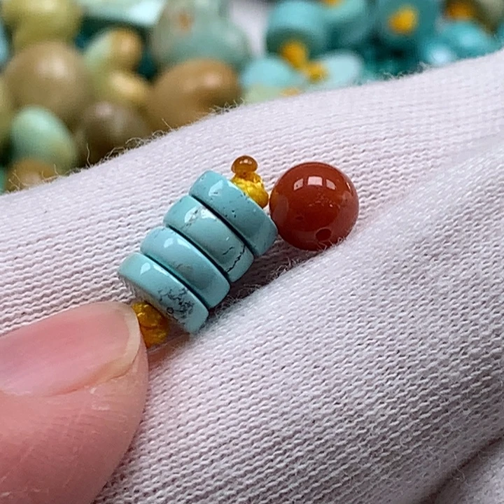 未镶嵌南红玛瑙珠宝奇石