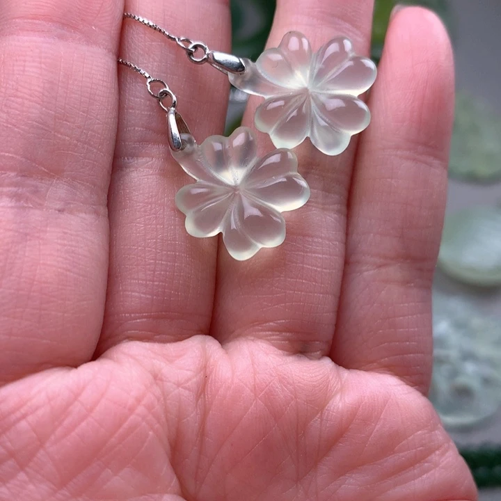 蛇纹石玉未镶嵌颈饰岫玉