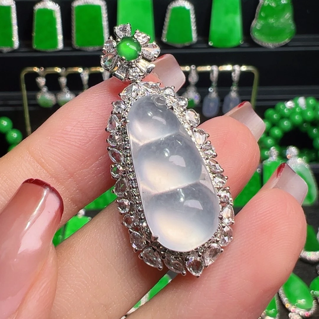 翡翠吊坠(不含链)18K金镶嵌