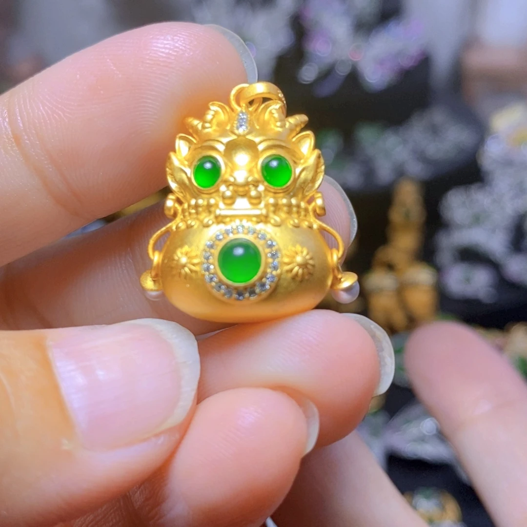 翡翠银S925镶嵌耳饰天然翡翠
