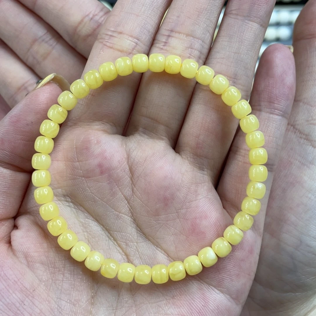 未镶嵌琥珀裸石5毫米