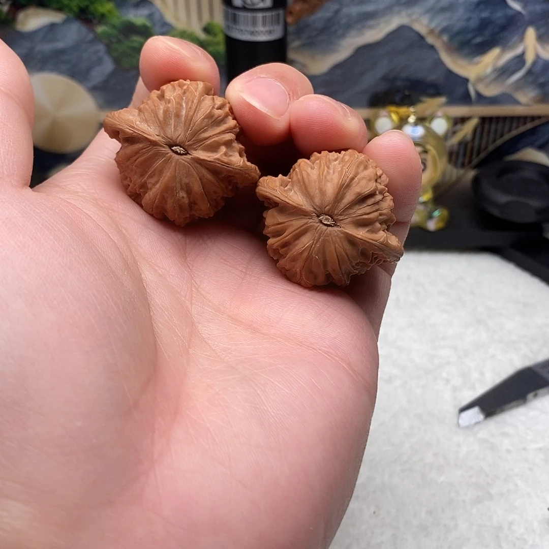 36尺寸磨盘文玩核桃
