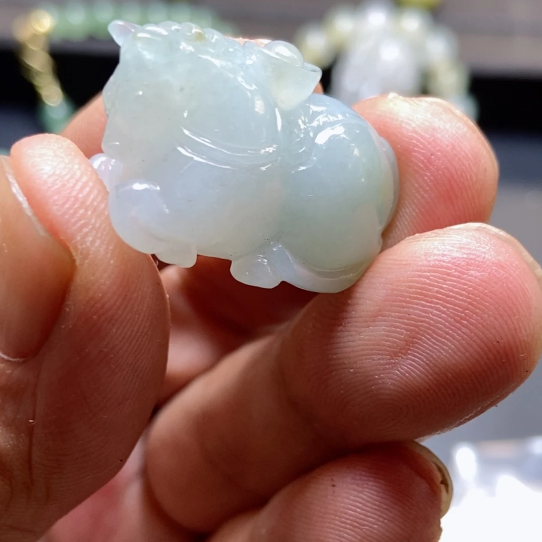 定制翡翠未镶嵌缅甸天然翡翠玉马