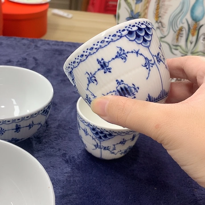 瓷片咖啡☕️？全套服务费已