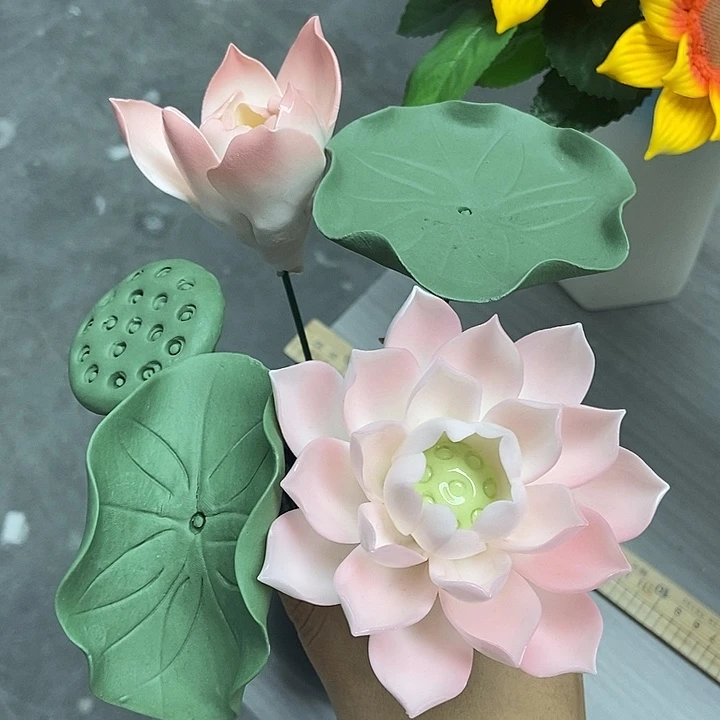 陶瓷纯手工捏花设计