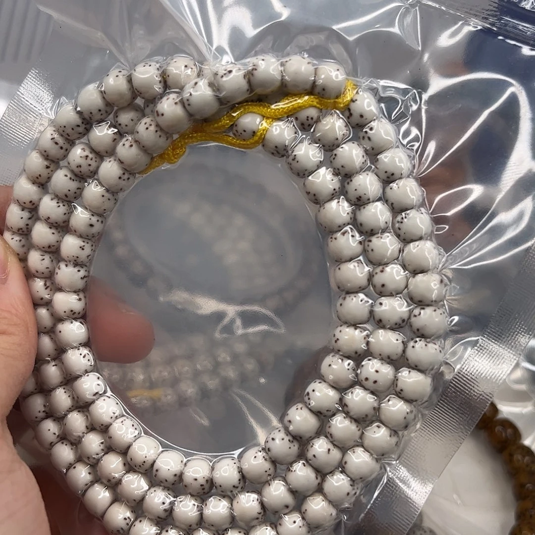 执***^星月菩提吊坠99。