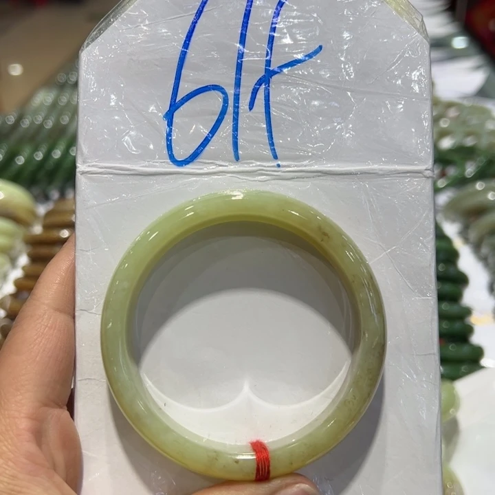 和田玉（糖玉）笔搁未镶嵌