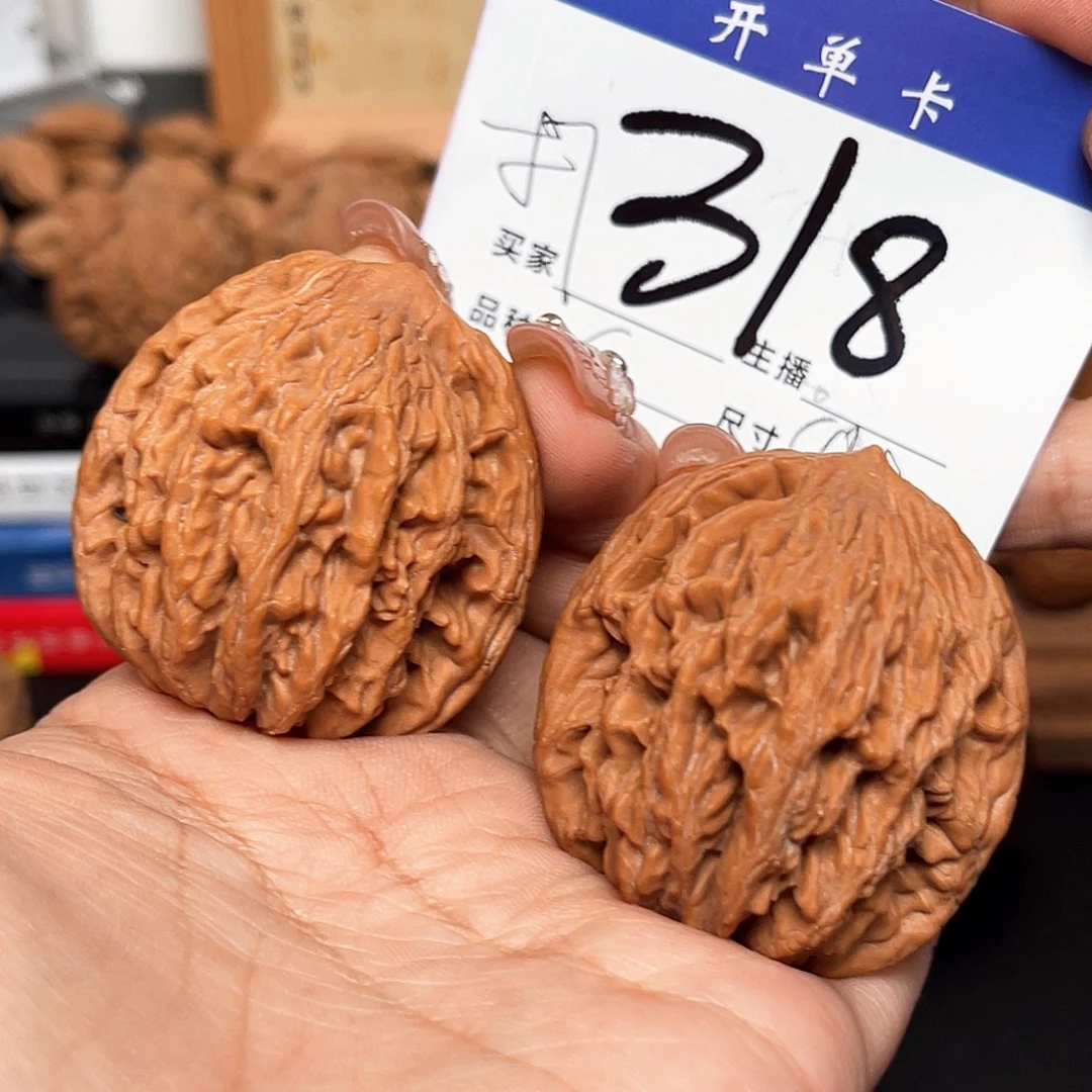 吊坠桃核虎头41+尺寸y