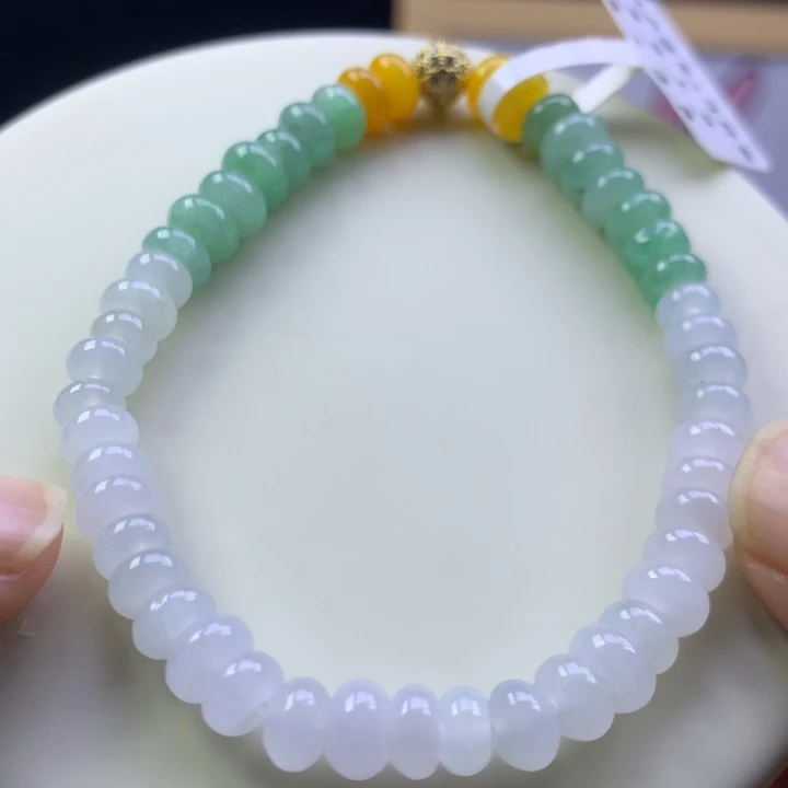 燕***r未镶嵌手链翡翠卡6