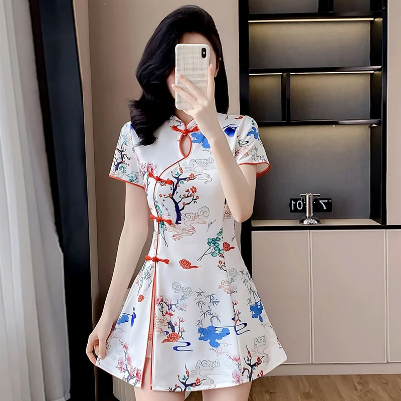 洋气衣服女现货新中式洋气印花时尚新款扣盘上衣短裤气质两件套