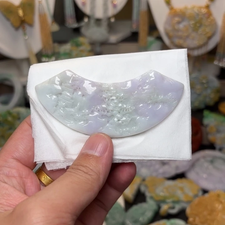 翡翠未镶嵌颈饰吊坠
