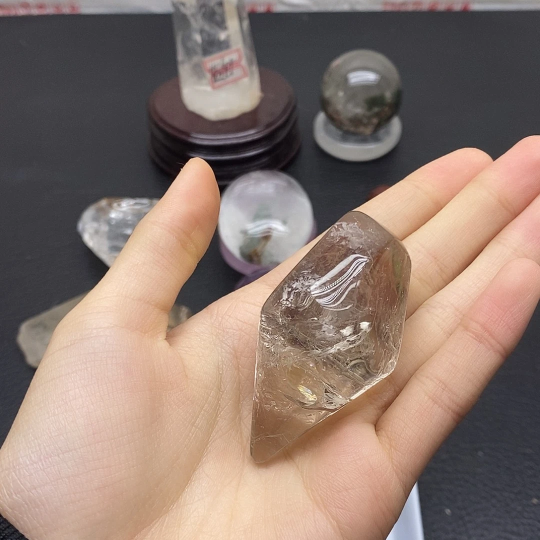 未镶嵌珠宝半成品水晶75水晶石