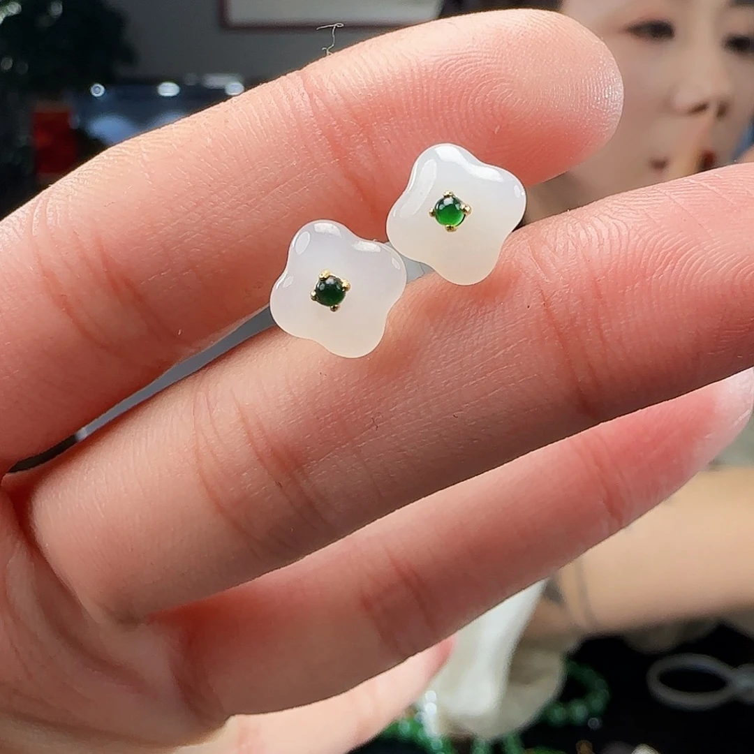 和田玉耳饰18K金镶嵌1