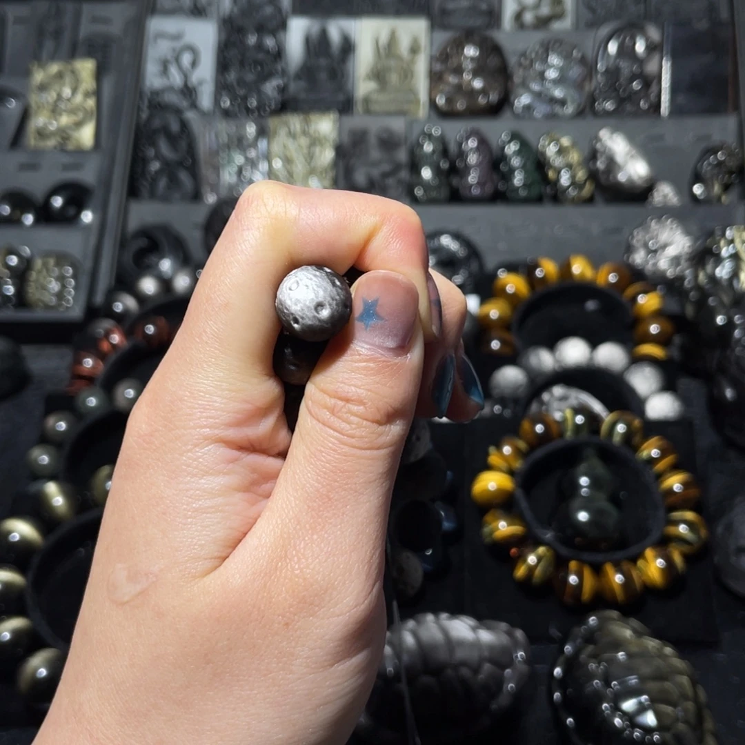 攒****黑曜岩未镶嵌珠宝奇石