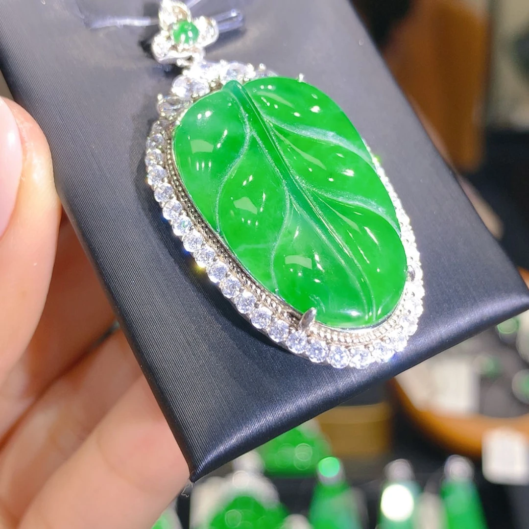 【闪购商品】颈饰银S925镶嵌翡翠4柒姐