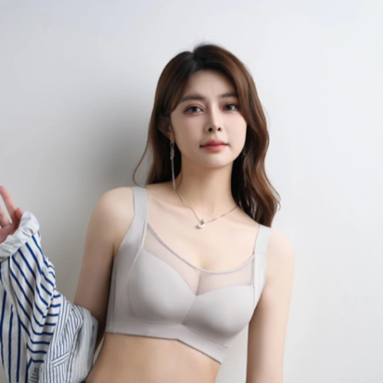 慕纱甄选薄款聚拢收副乳防下垂文胸内衣线下同款