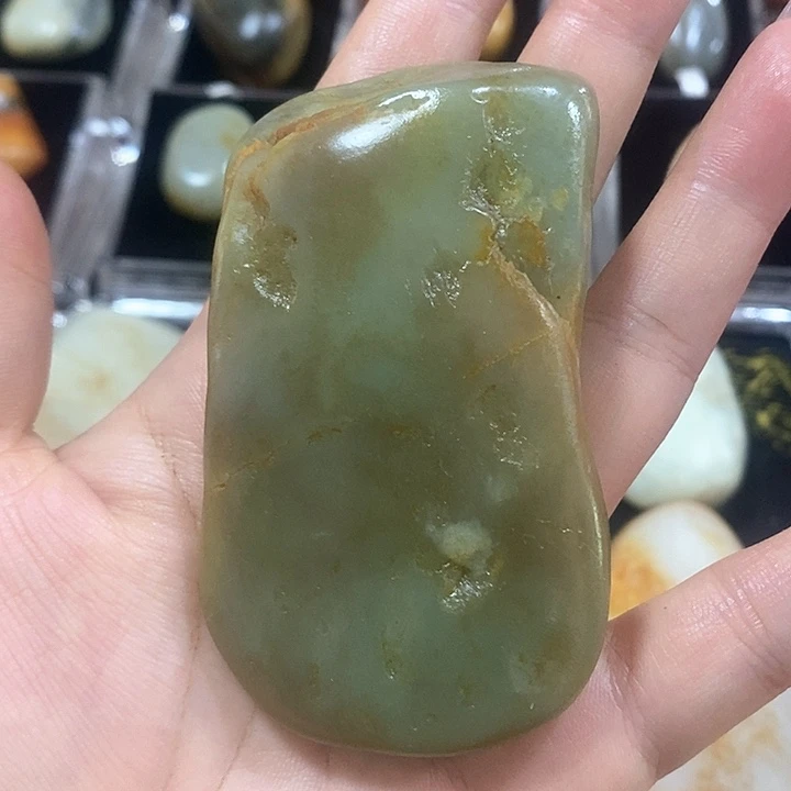 和田玉（糖玉）未镶嵌挂件