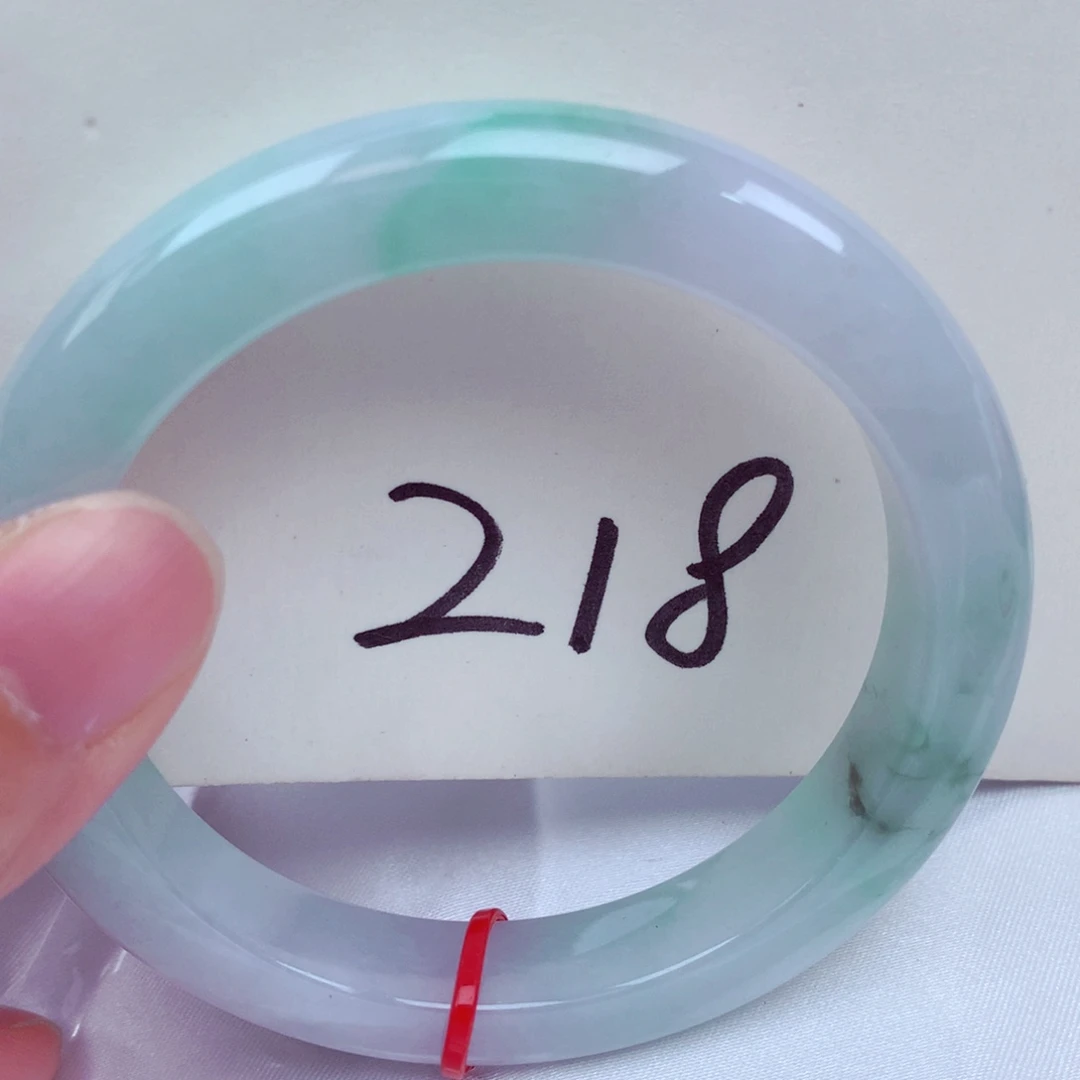 翡翠未镶嵌手镯翡翠