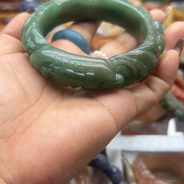 未镶嵌手镯石英岩玉久*