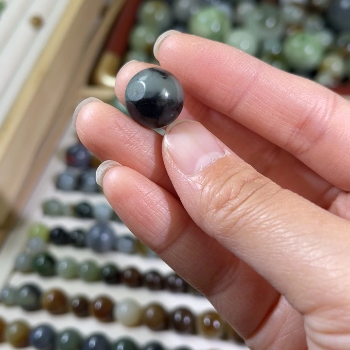 和田玉（糖玉）未镶嵌珠宝半成品14