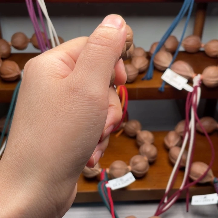 逍***在手串/手链橄榄核梅林铁核梅林发货