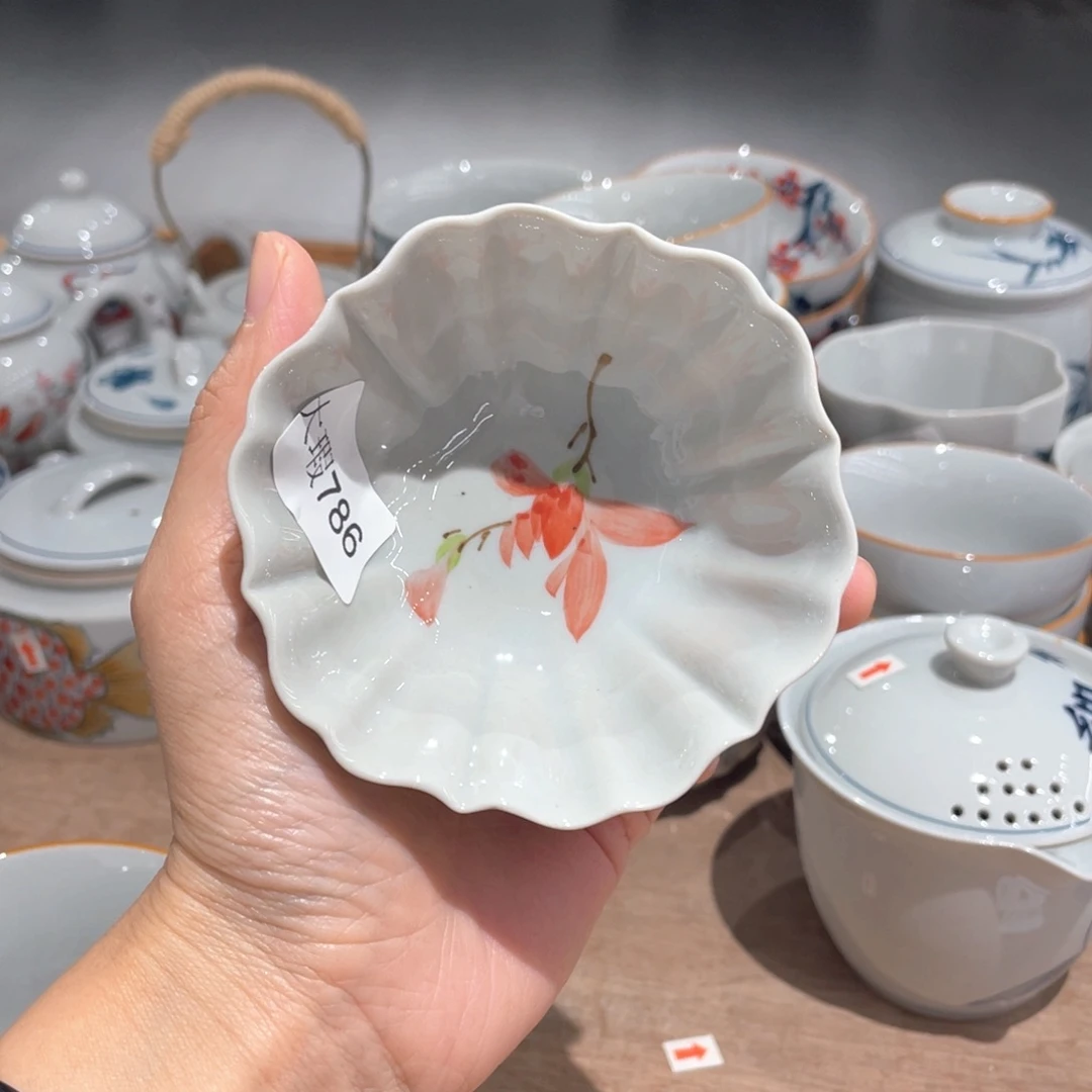 釉下手绘茶具微瑕
