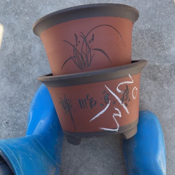 花盆紫砂紫砂的颜色