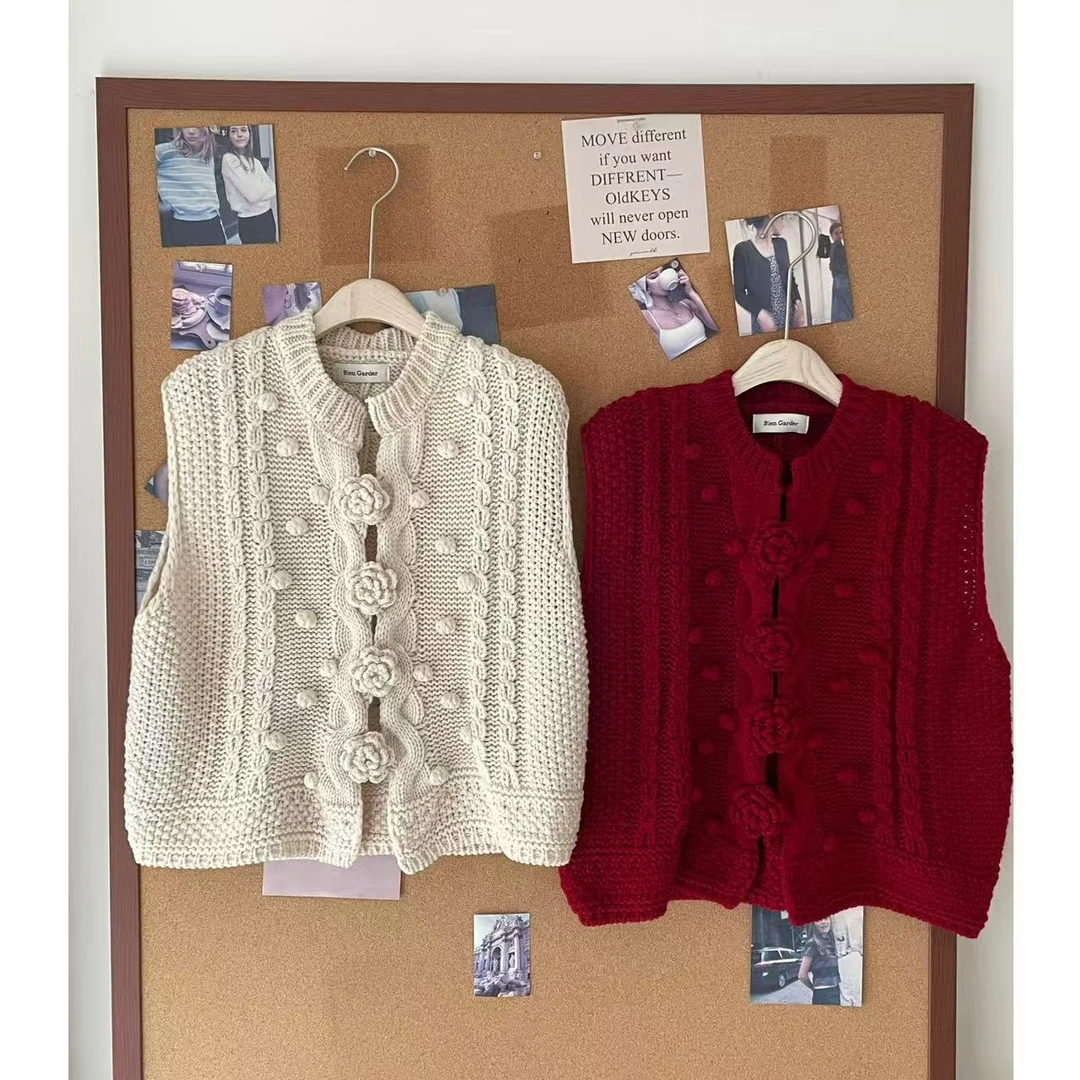 中古风  手工钩花圆领毛衣马甲