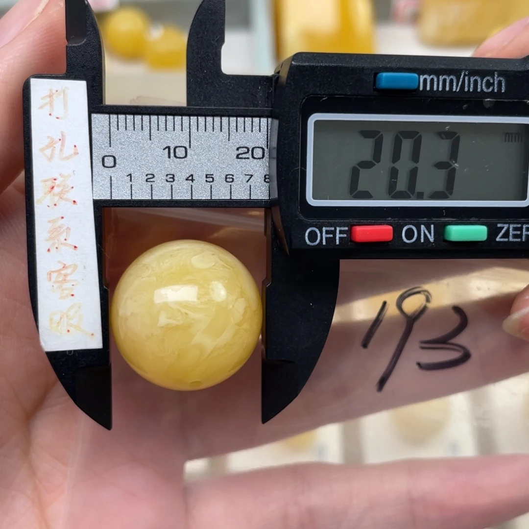 蜜蜡裸石未镶嵌睿**粑蜜蜡