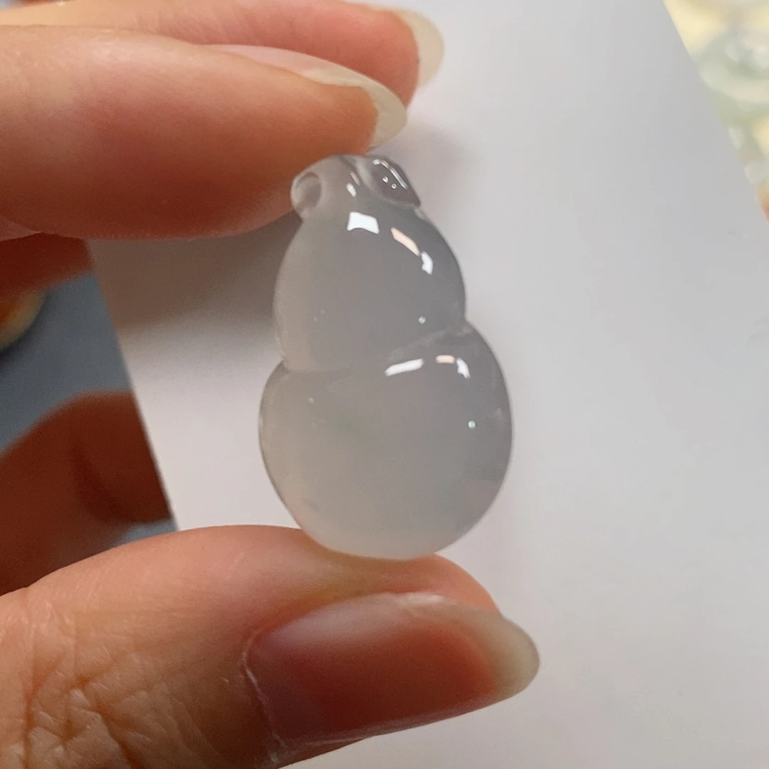 翡翠未镶嵌颈饰天然的缅甸翡翠A货