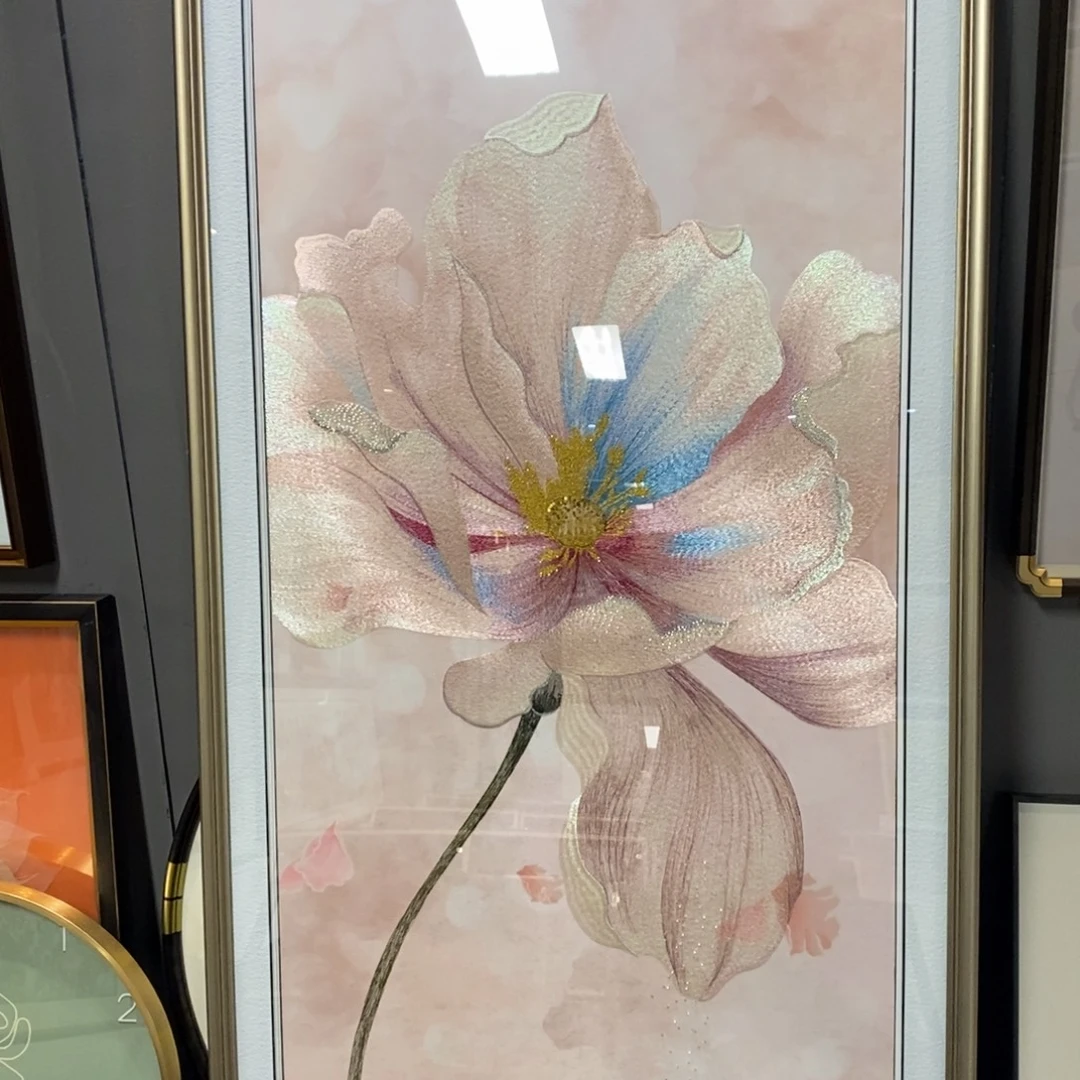 竖款金色实木边框