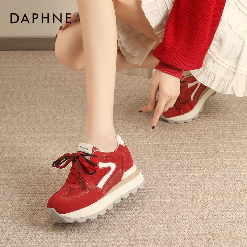 达芙妮加绒保暖德训鞋女秋冬新款内增高时尚休闲鞋轻便软底运动鞋