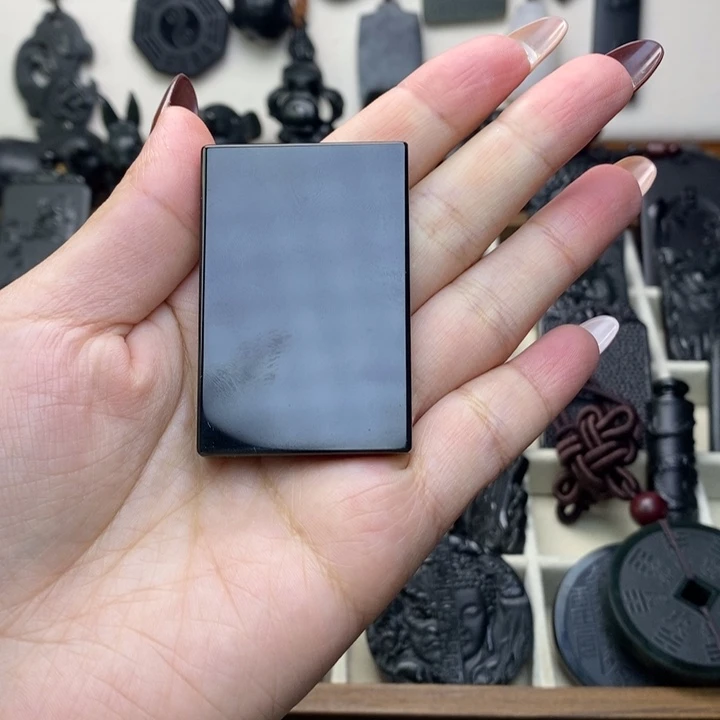 方***圆和田玉未镶嵌挂件