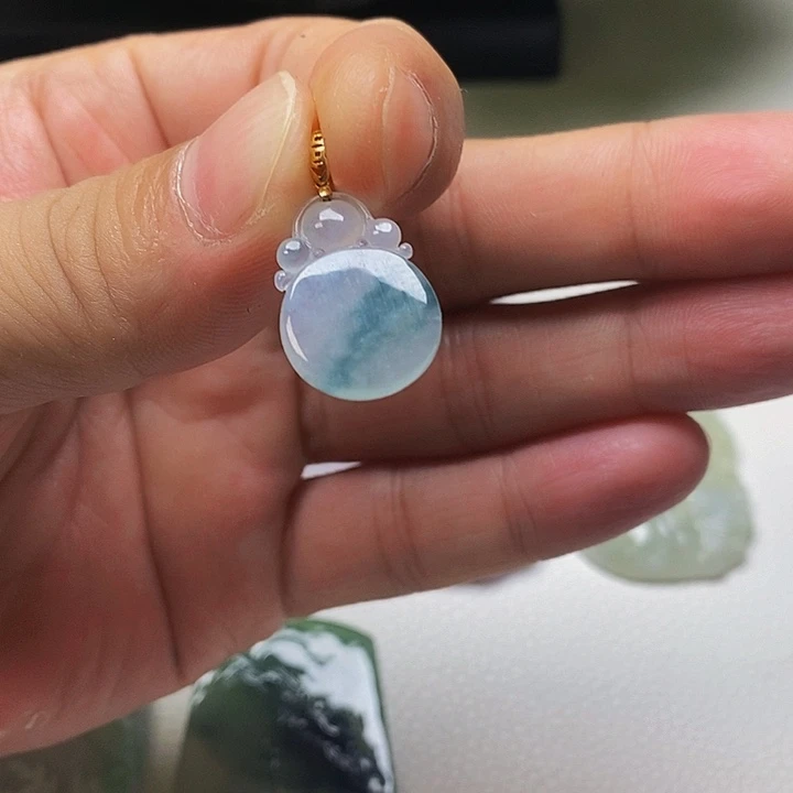 翡翠18K金镶嵌吊坠(不含链)在