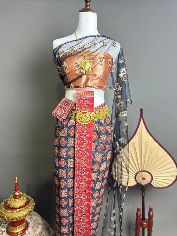 娜诺帕傣装夏日复古民族风旅拍质感女装